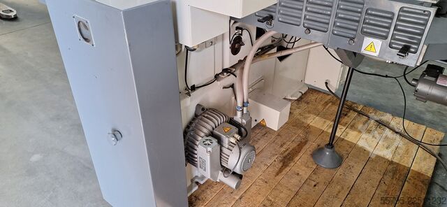 Paper cutting machine Adast Maxima