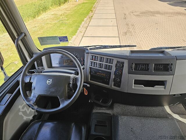 Suitcase VOLVO FE 280.18 2T LIFT BOX 5.52 M