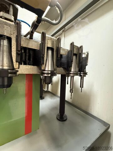 CNC Universal-Fräsmaschine HERMLE UWF 902 H