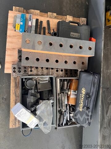 Cnc-Drehmaschine Hyundai HIT 30