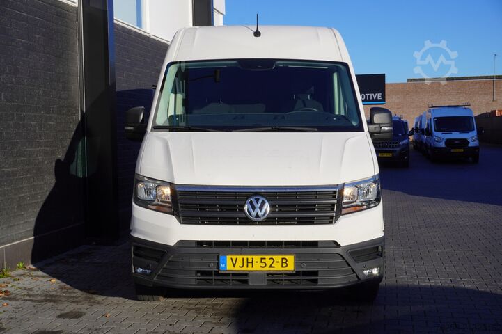 Delivery van Volkswagen Crafter 2.0 TDI 140PK L3H3 EURO 6 - Airco - Nav...