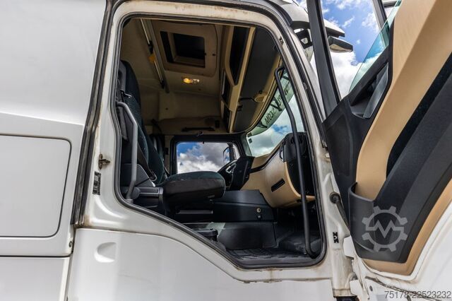 Standard tractor Mercedes-Benz ACTROS 2646 LS + HYDR.