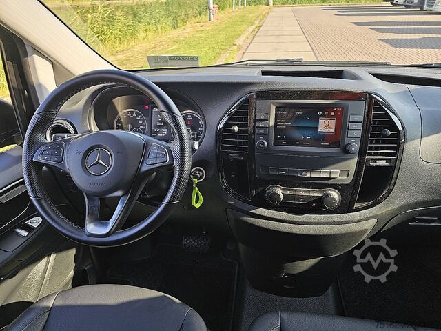 High-roof van MERCEDES-BENZ EVITO L2 280KM WLTP 60kWh!