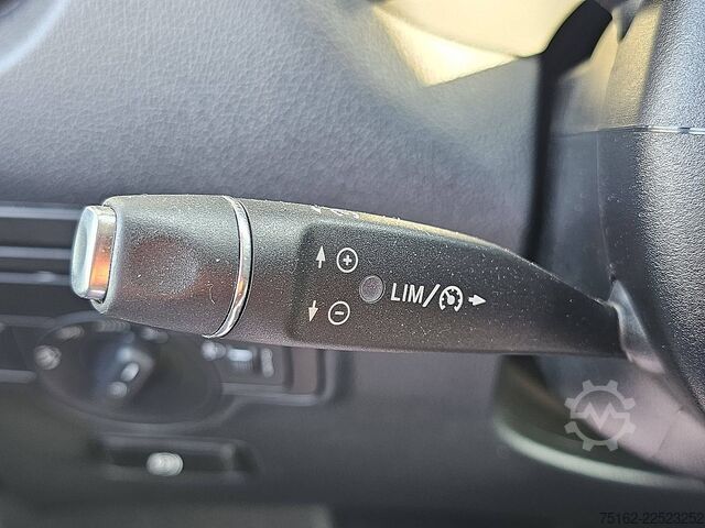 High-roof van MERCEDES-BENZ EVITO L2 280KM WLTP 60kWh!