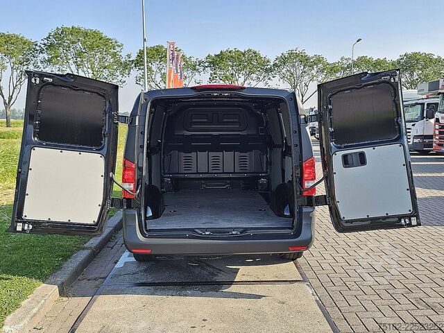 High-roof van MERCEDES-BENZ EVITO L2 280KM WLTP 60kWh!