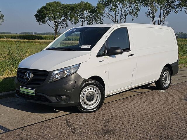 High-roof van MERCEDES-BENZ EVITO L2 280KM WLTP 60kWh!