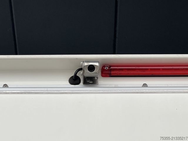 Box van IVECO Daily 35S12 3,1m Koffer 3mRdst LBW Kamera 3-Sitz