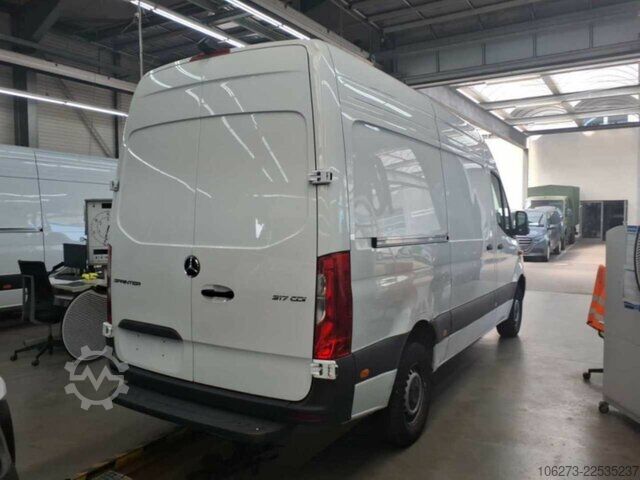 Van Mercedes-Benz Sprinter 317 CDI,L2H2,Automatik,Kamera,Navi
