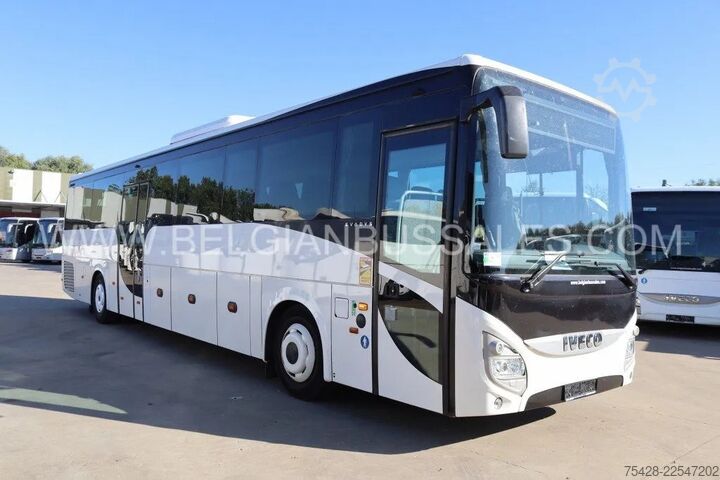 Intercitybus Iveco Evadys H / 13m / Lift / 61 seats