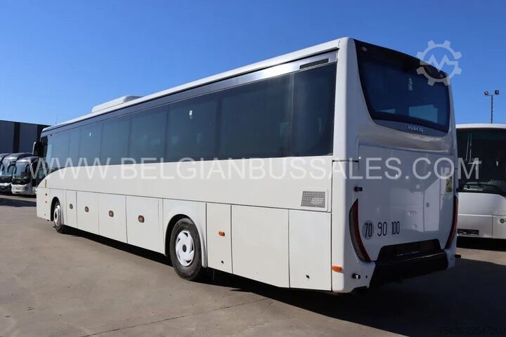 Intercitybus Iveco Evadys H / 13m / Lift / 61 seats