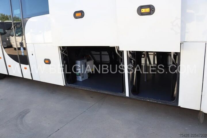 Intercitybus Iveco Evadys H / 13m / Lift / 61 seats
