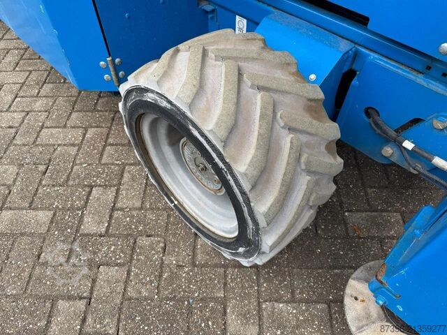 Articulated boom lift Genie GS2669DC Hoogwerker Schaarhoogwerker