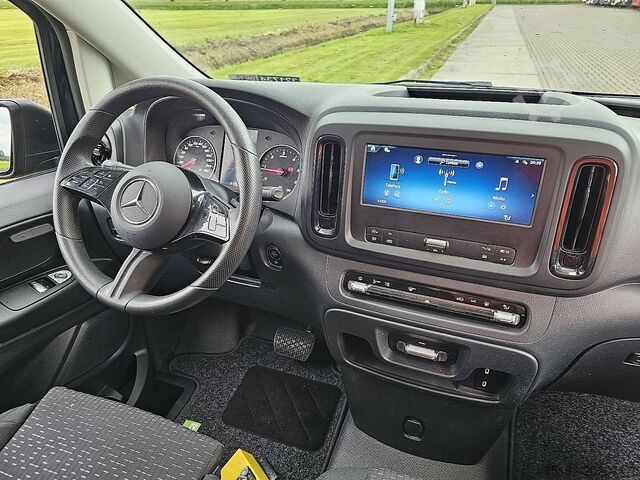 High-roof van MERCEDES-BENZ VITO 114 L3 XL Mbux Automaat!