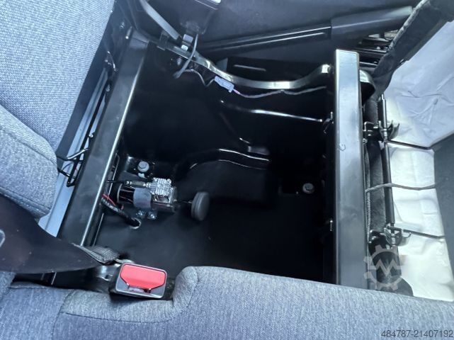 Curtain sider van RENAULT Master 170PS 9EP-Plane LBW TopSleeper