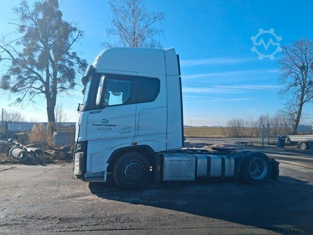 Standard tractor unit FORD F-MAX