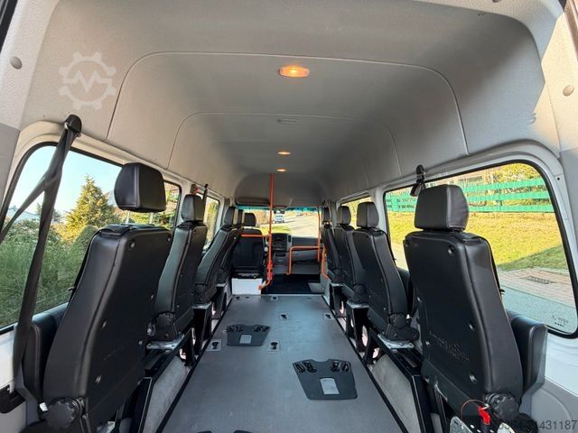 Minibus MERCEDES-BENZ Sprinter 314 BlueTEC 9Sitze Motor baut Druck auf
