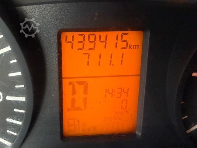 Minibus MERCEDES-BENZ Sprinter 314 BlueTEC 9Sitze Motor baut Druck auf