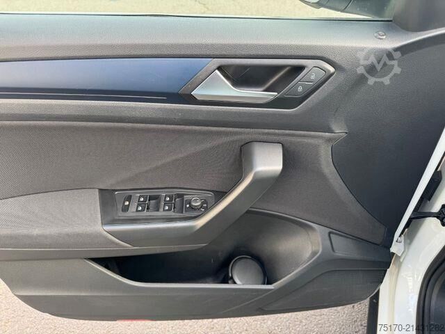 Loading platform Volkswagen T-Roc Style+RLine+AHK+ACC+LED+MirrowLink