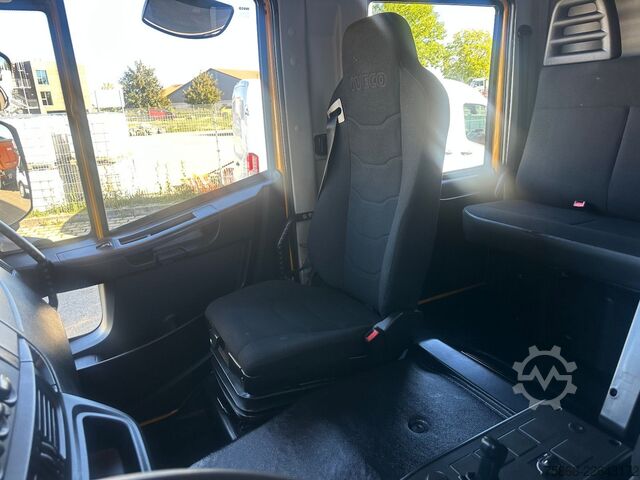 Transporter mit Pritsche & Plane IVECO 80-21 Eurocargo Doka Pr.&Pl.6 Sitzer Euro6 Klima