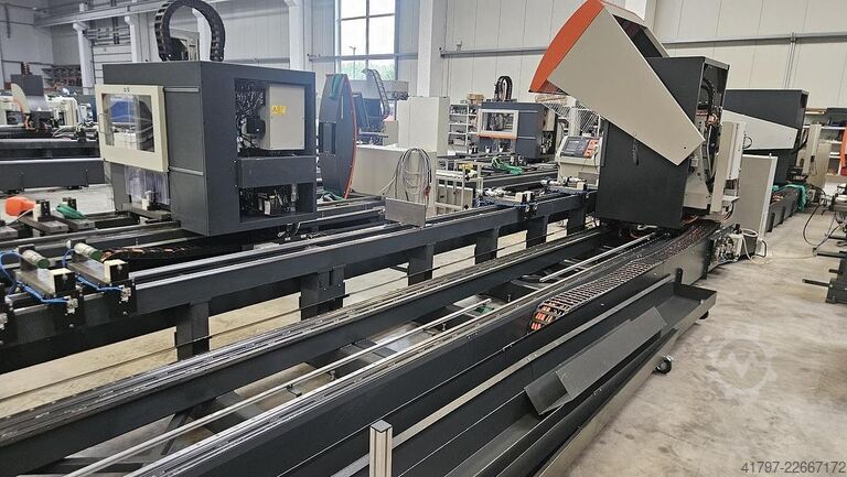 Bearbeitungszentrum Elumatec SBZ 130 Elumatec SBZ 130