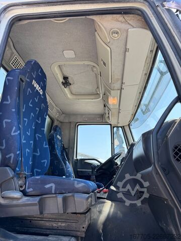 Concrete mixer truck Iveco TRAKKER 450