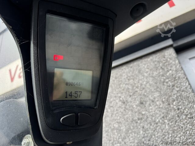 Linde H25T-02 Triplex 550 Freihub, Seitenschieber, 4. Funktion, Baujahr 2015, 9100 Betriebsstunden,  LINDE H25T-02 Triplo 550 freelift sideshift 4e functie 2015 9100uur LPG