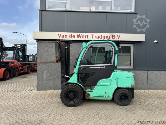 Mitsubishi FD35N duplex 300 Freelift / Sideshift / Fork positioner 2005 DIESEL 2850 hours MITSUBISHI FD35N duplo 300 Freelift / Sideshift / Vorkversteller 2005 DIESEL 2850uur