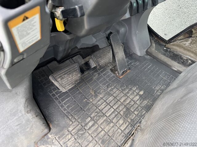 Mitsubishi FD35N duplex 300 Freelift / Sideshift / Fork positioner 2005 DIESEL 2850 hours MITSUBISHI FD35N duplo 300 Freelift / Sideshift / Vorkversteller 2005 DIESEL 2850uur