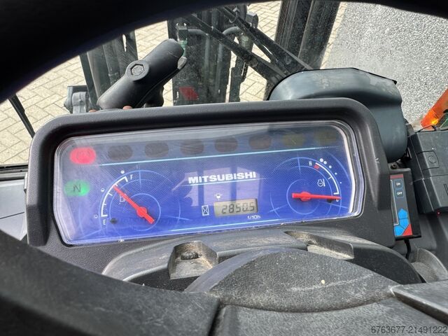 Mitsubishi FD35N duplex 300 Freelift / Sideshift / Fork positioner 2005 DIESEL 2850 hours MITSUBISHI FD35N duplo 300 Freelift / Sideshift / Vorkversteller 2005 DIESEL 2850uur