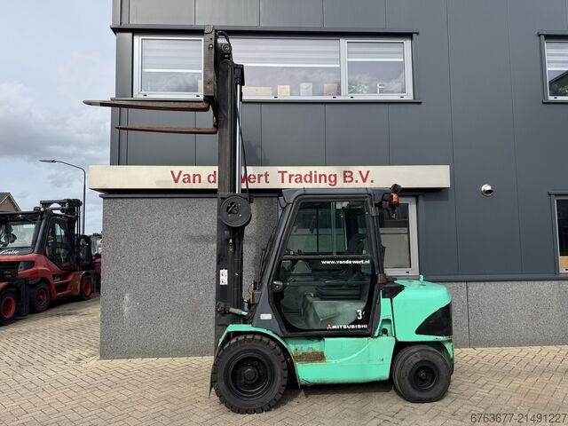 Mitsubishi FD35K Duplex 300 Freelift / Sideshift / Fork Positioner 2001 DIESEL MITSUBISHI FD35K Duplo 300 Freelift / Sideshift / Vorkversteller 2001 DIESEL