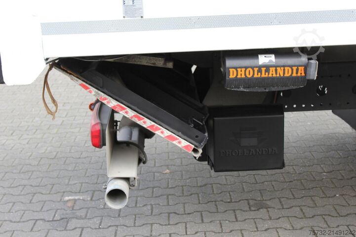 Box truck Mercedes-Benz Atego 1218 E6  Koffer   Rolltor+LBW   nur 79 Tkm!