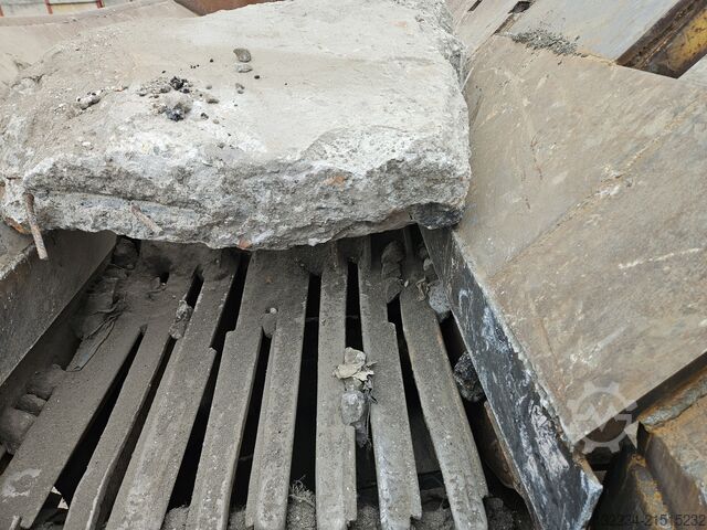 Mobile jaw crusher on tracks Hartl PS 303BBV jaw crusher
