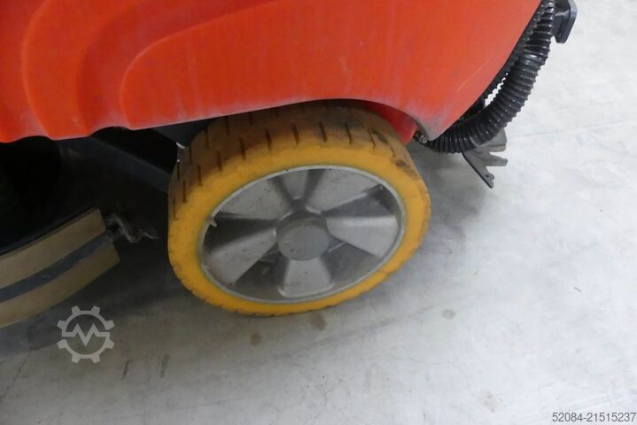 Hako - Aufsitz-Scheuersaugmaschine Hako Scrubmaster B115 R