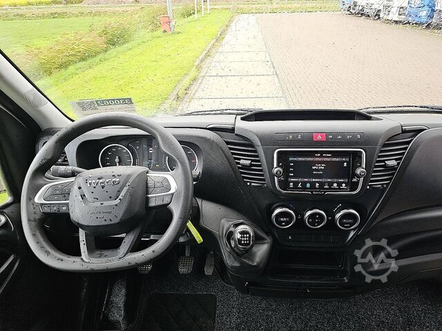 Suitcase IVECO DAILY 35C16 3.0Ltr Bakwagen AC!
