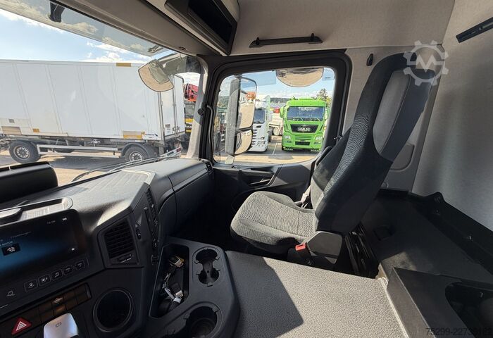 Dreiseitenkipper LKW Mercedes-Benz Arocs 2646 6x4 3-Seitenkipper Schwarzmüller