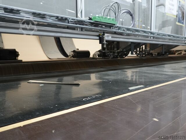 Karton-Schneidemaschine PACKSIZE-EMSIZE EM6