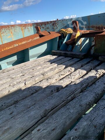 Log feeding line with turner Interlog AB 