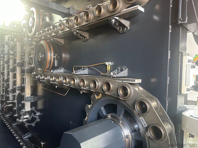 Horizontal machining center MAZAK HCN-6800