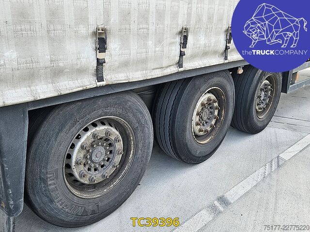 Sliding tarpaulins Schmitz Cargobull 