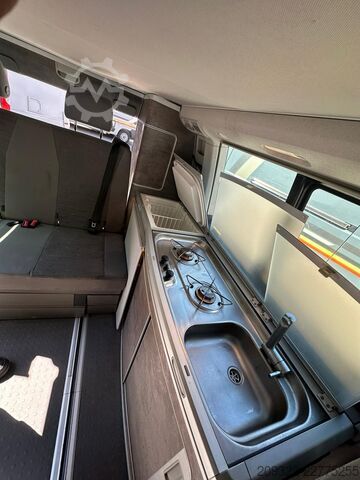 Camper Volkswagen California Ocean 2022 | Automatico | Tetto a soffietto