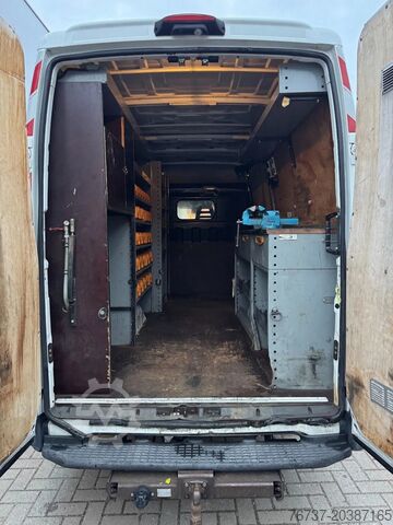Box van Iveco Daily **35C15-EURO 5-MOTOR 3.0**