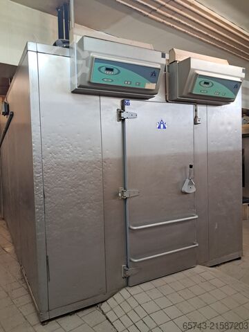 Kühlraum, Tiefkühlraum Koma RDV