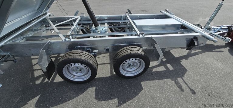 Three-way tipper trailer HUMBAUR HTK 3000.31 mit E-Pumpe und Gitteraufsatz 60 cm