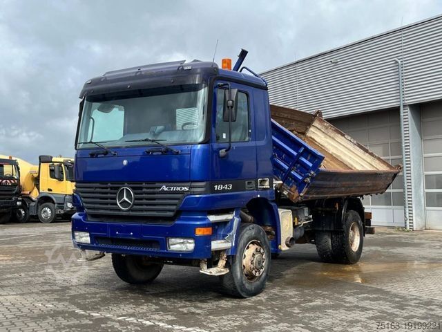 Kipper LKW MERCEDES-BENZ Actros 1843 AK 2-Achs Allradkipper Meiller