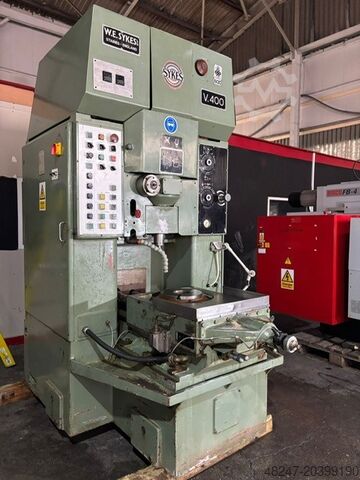 Zahnradstossmaschine Sykes V400