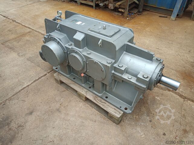 Kegelstirnradgetriebe Industriegetriebe Flender TGL 37088 14LA0-355x16 el380t