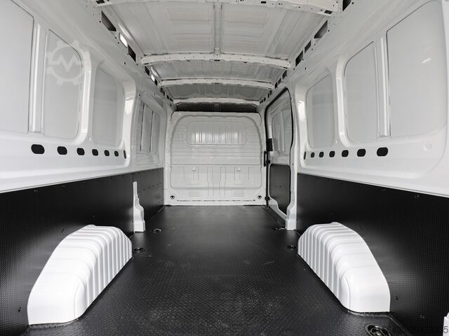 Kastenwagen Maxus DELIVER 9
