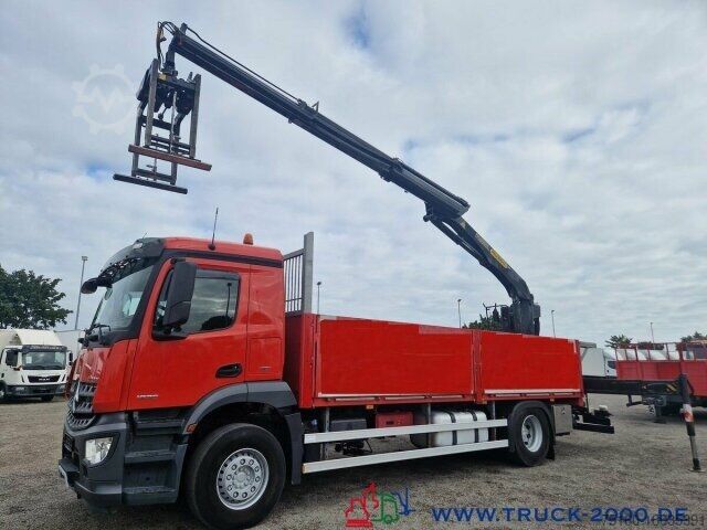 LKW mit Pritsche (offen) Mercedes-Benz Arocs 1836 Kran PK15001L 11m=1t. 5+6.Steuerkreis