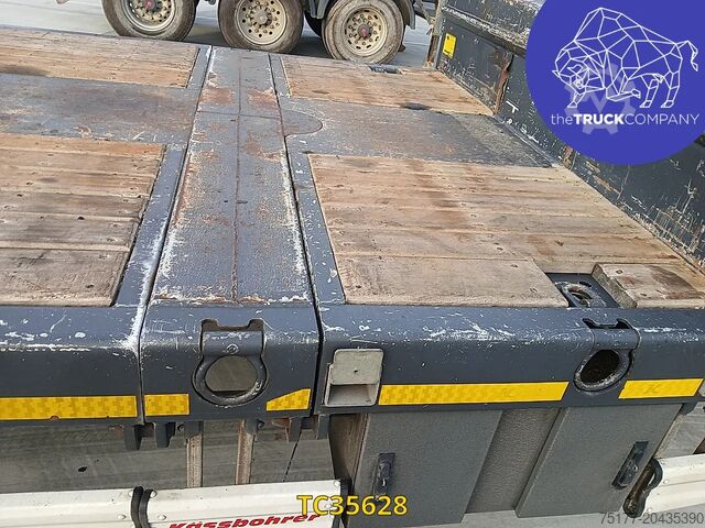 Semi-Tieflader Kässbohrer SLA 3