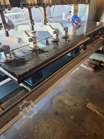 Machining center Thibaut T55 Advance